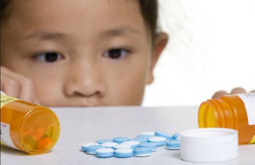 médicaments antiparasitaires pour enfants